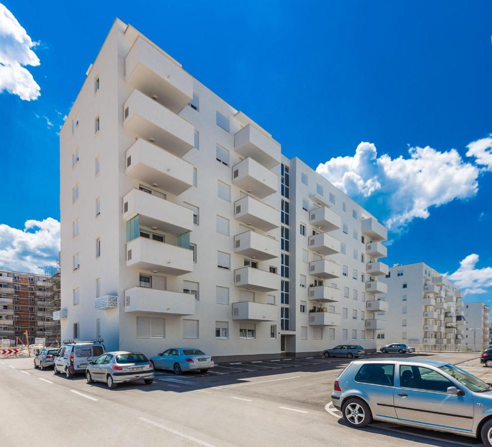Tanja Modern Apartment With Balcony And Parking Garage Zadar Exterior foto